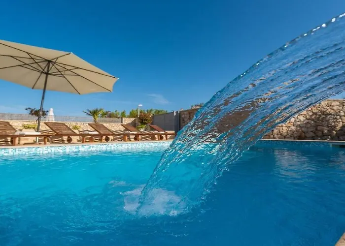 Mit Beheiztem Pool- Schoene Aussicht- Strandnaehe By Interhome Holiday home Privlaka (Zadar)