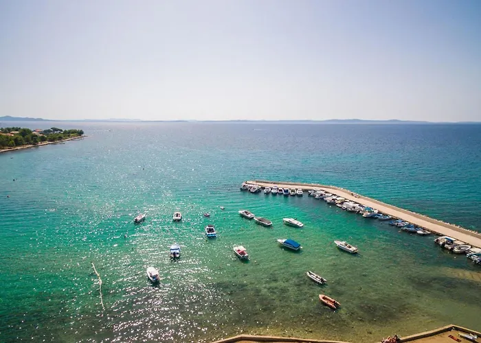 Nyaraló Mit Beheiztem Pool- Schoene Aussicht- Strandnaehe By Interhome Privlaka