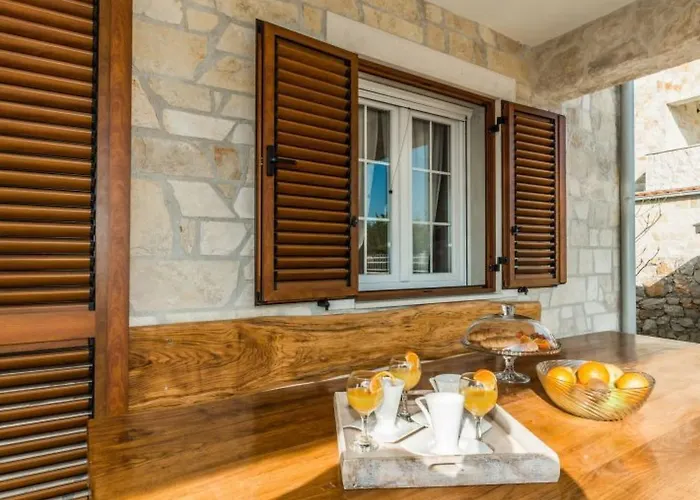 Mit Beheiztem Pool- Schoene Aussicht- Strandnaehe By Interhome Holiday home Privlaka (Zadar)