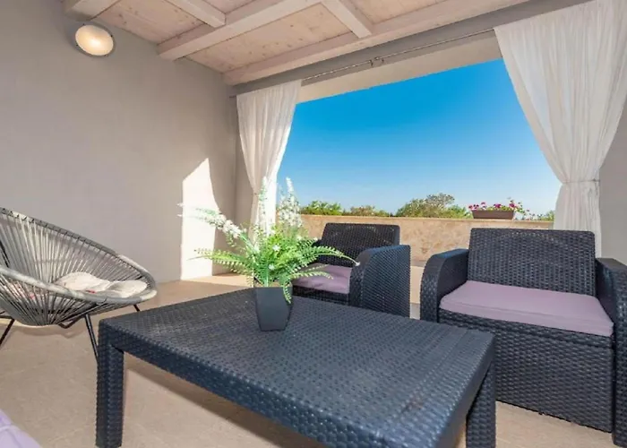 Mit Beheiztem Pool- Schoene Aussicht- Strandnaehe By Interhome Privlaka (Zadar)