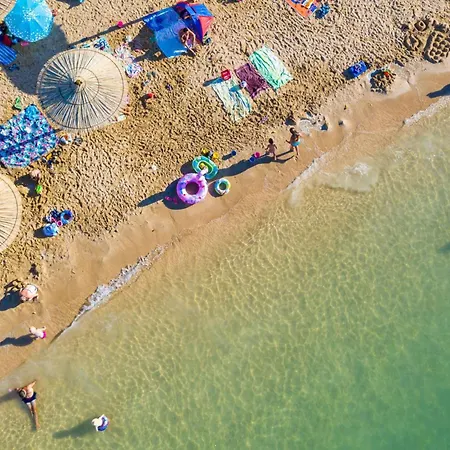 Mit Beheiztem Pool- Schoene Aussicht- Strandnaehe By Interhome بيت للعطل *