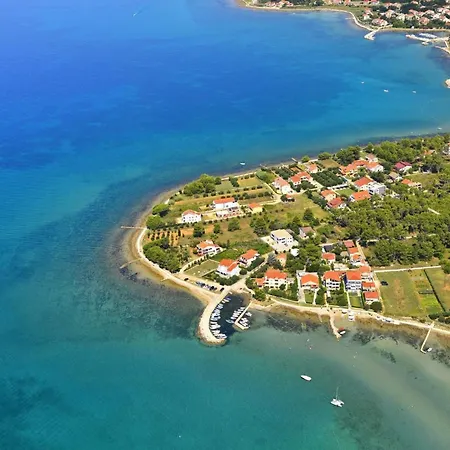 Mit Beheiztem Pool- Schoene Aussicht- Strandnaehe By Interhome بيت للعطل