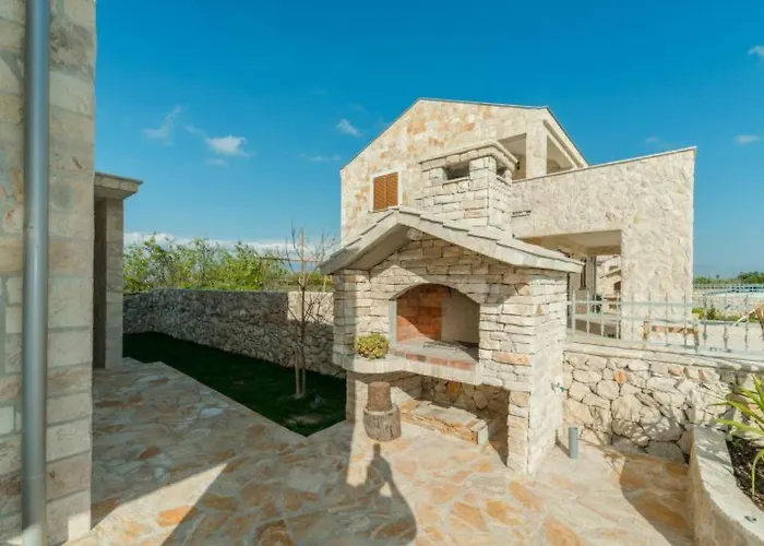 Mit Beheiztem Pool- Schoene Aussicht- Strandnaehe By Interhome Privlaka (Zadar)